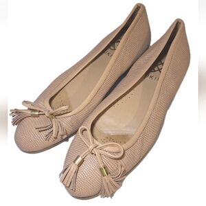 Ukies Leather Beige Ballet Flats With Fringe Slip On Shoes Womens Size 6M EUC